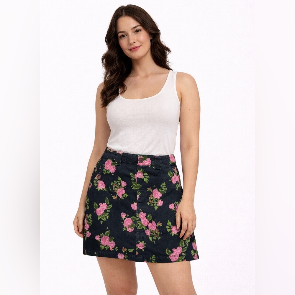 🌸 NWT! Pink Floral Corduroy Miniskirt